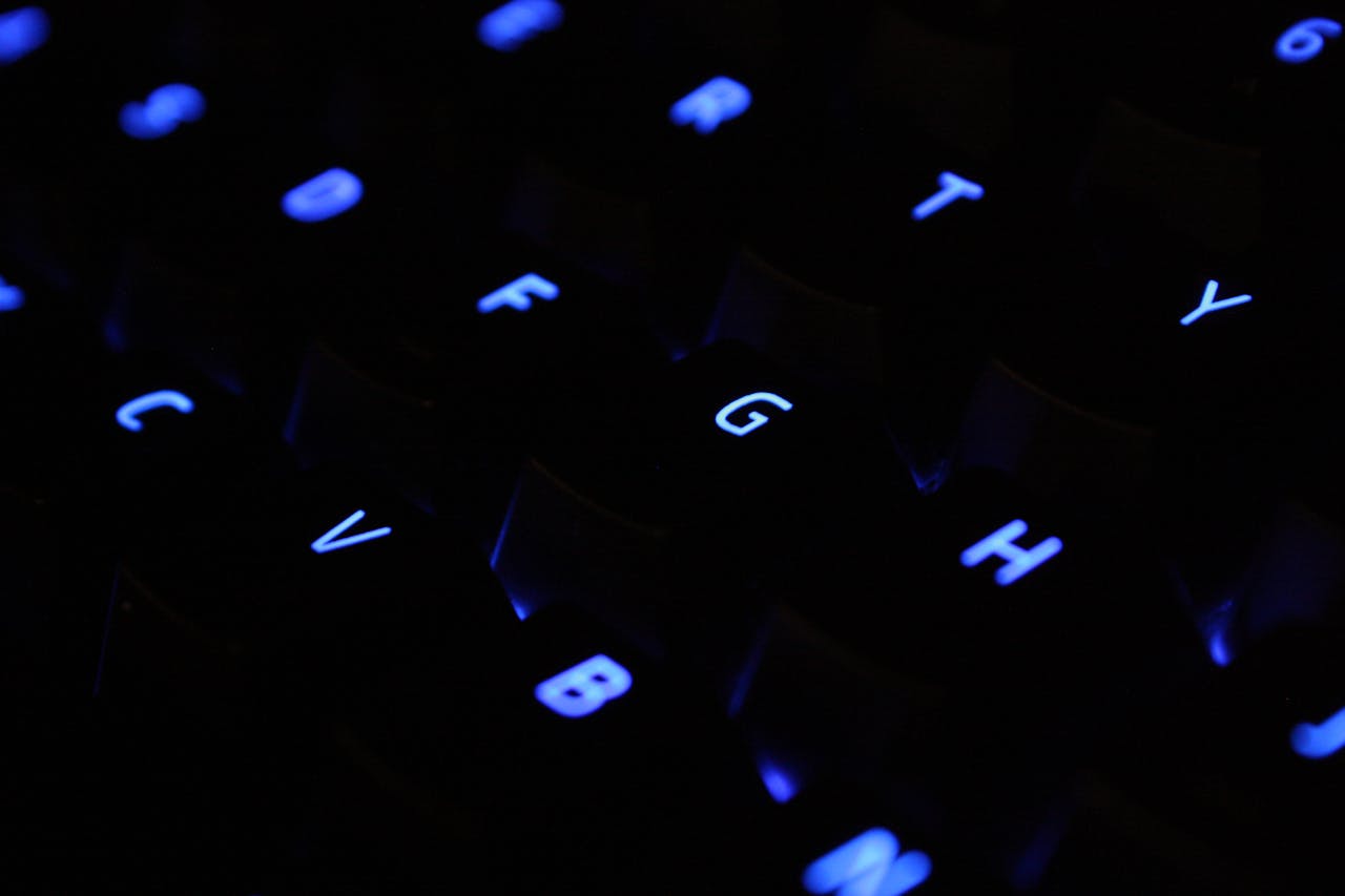 AI-powered recruiting: what it actually does (and doesn't)